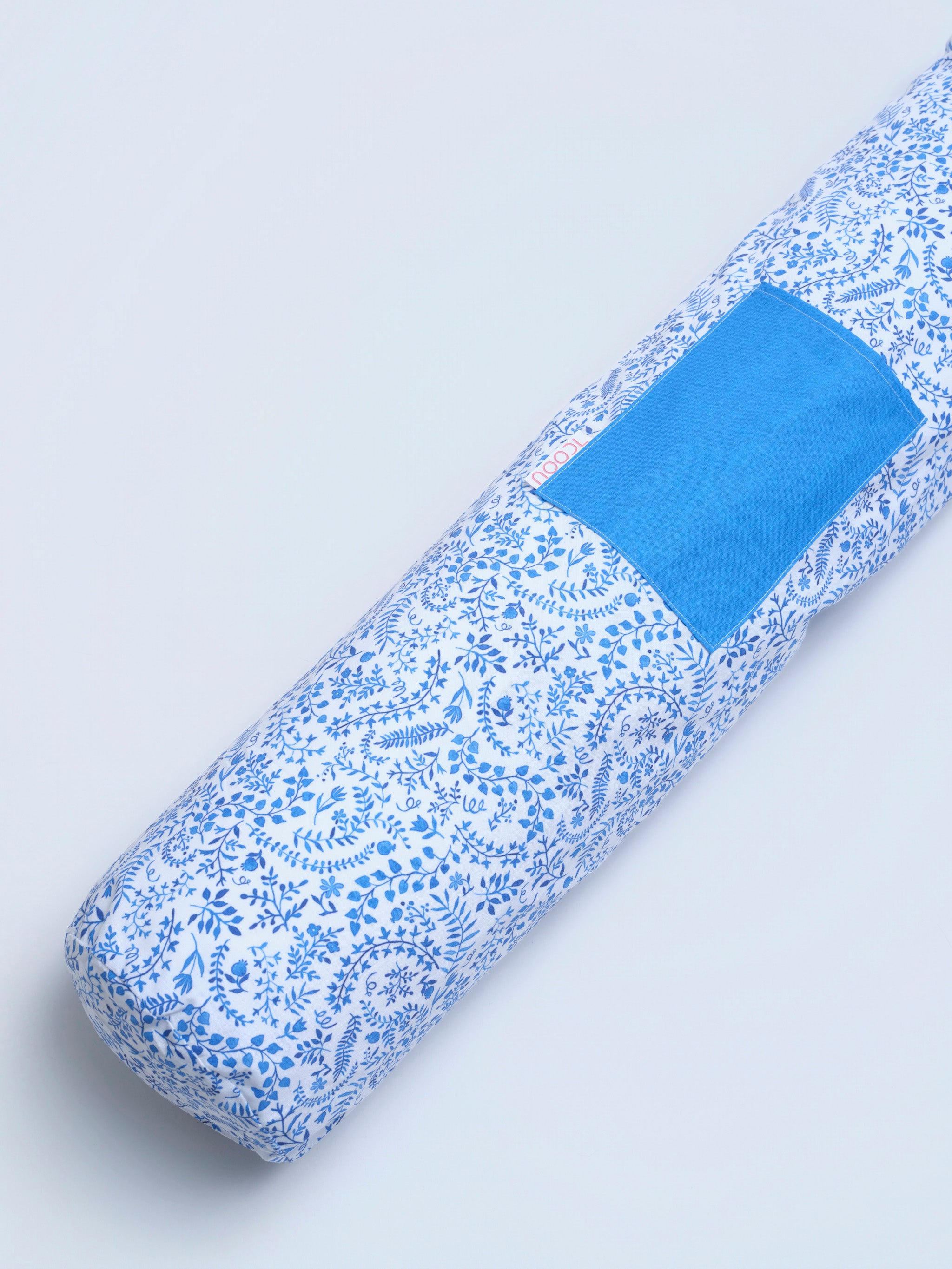 azur pillow + cover bundle